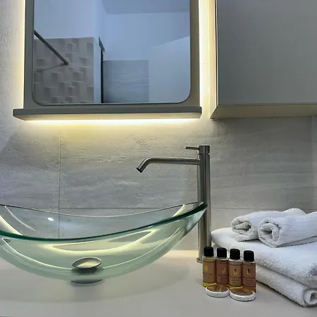 Sea Side Apartamento Vlorë